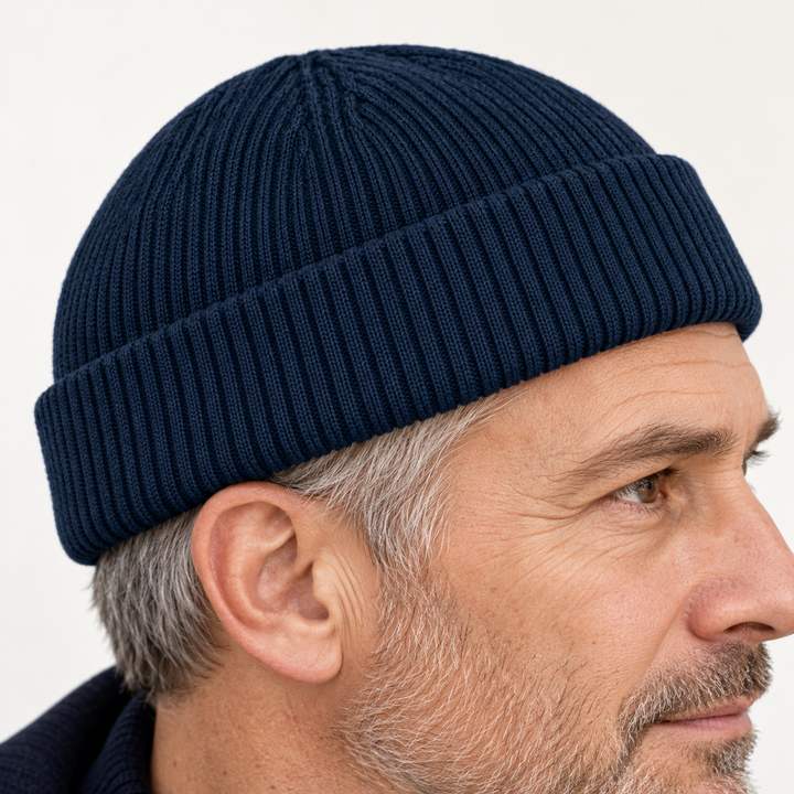 Sitztgut Unisex-Rippstrick-Beanie mit Umschlag – Marineblau – Materialdetail