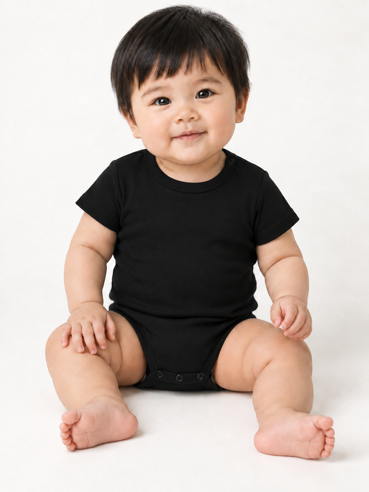 Baby Body in Schwarz – Modelansicht