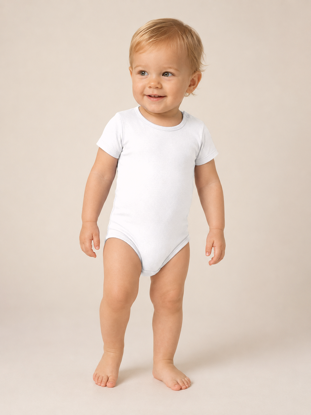 Baby Body in Weiß – Modelansicht