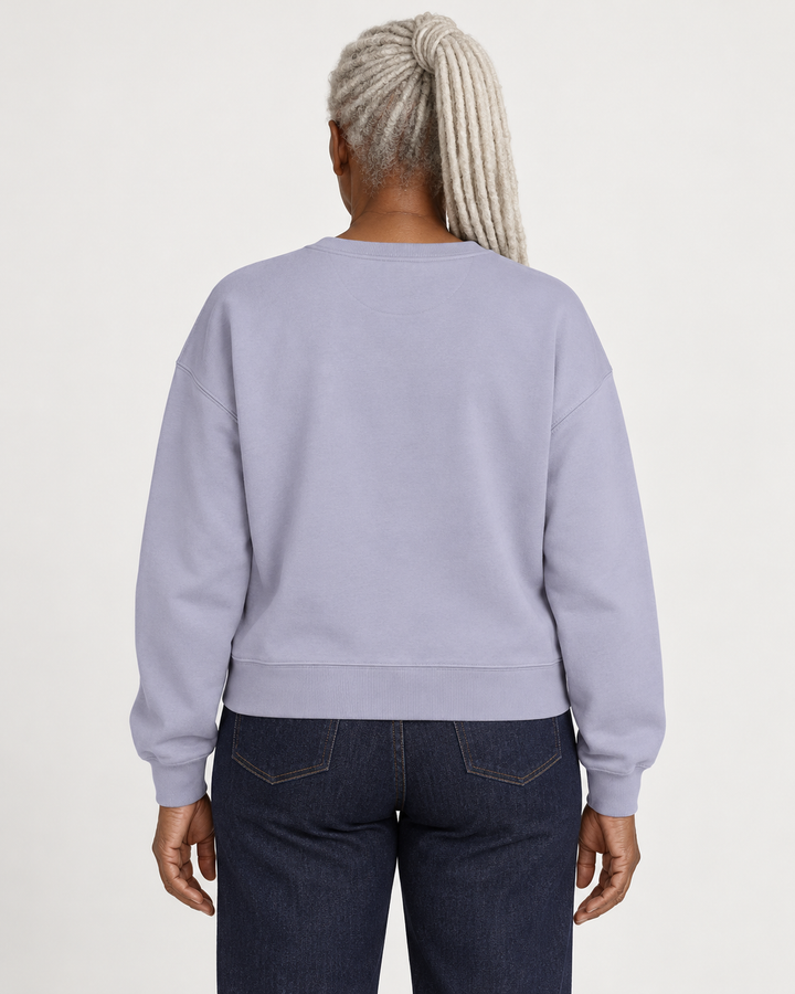 Sitztgut Damen-Sweatshirt aus Baumwolle, kurz geschnitten – Lavender – Rückenansicht