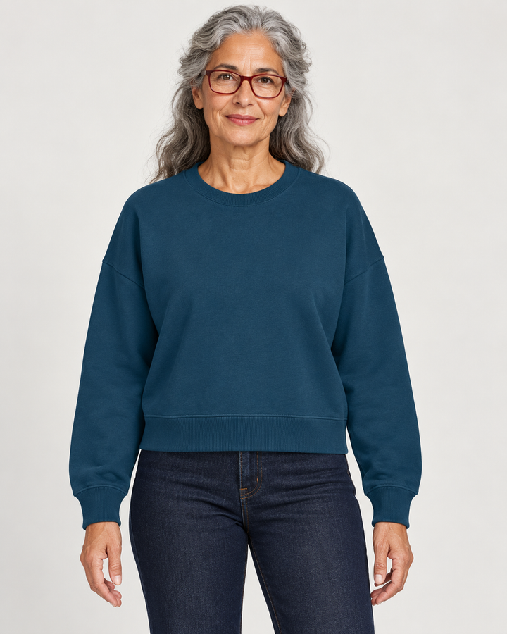 Sitztgut Damen-Sweatshirt aus Baumwolle, kurz geschnitten – Deep Teal – Vorderansicht
