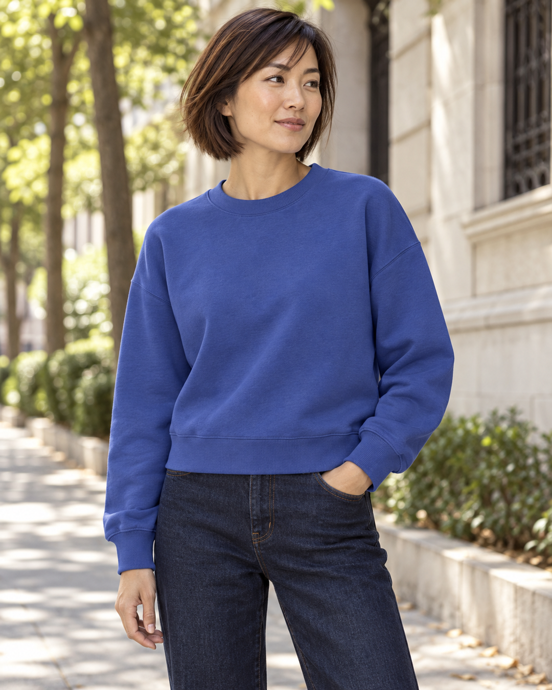 Sitztgut Damen-Sweatshirt aus Baumwolle, kurz geschnitten – Dusk – Alltagsansicht