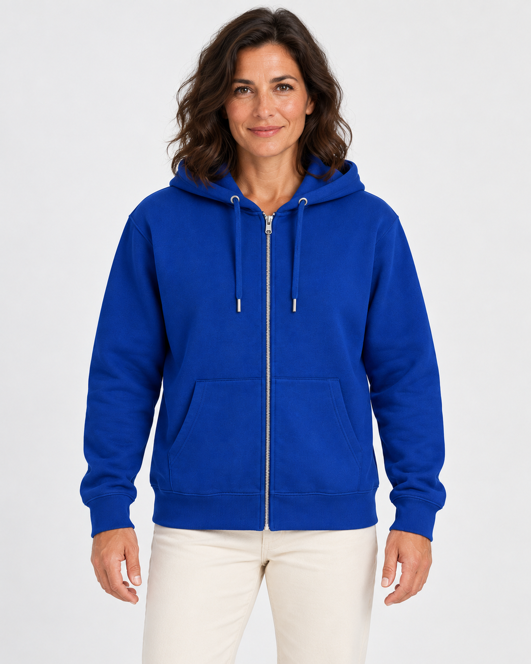 Sitztgut Damen-Sweatjacke aus Baumwolle mit Kapuze – Königsblau – Vorderansicht mit weiblichem Model