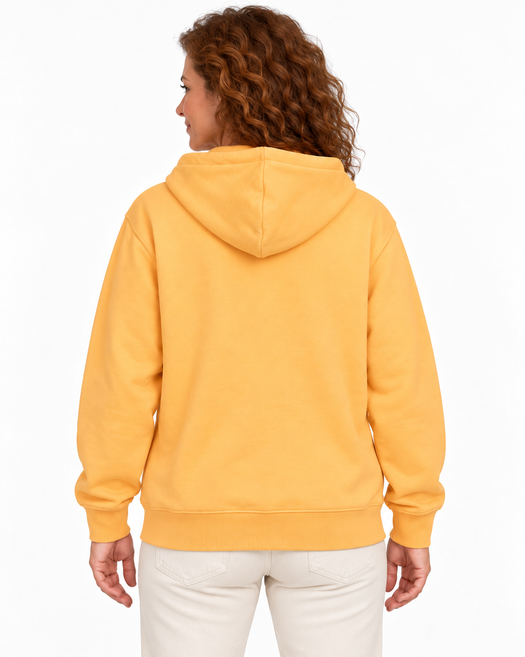 Sitztgut Damen-Sweatjacke aus Baumwolle mit Kapuze – Milder Pfirsich – Rückenansicht mit weiblichem Model