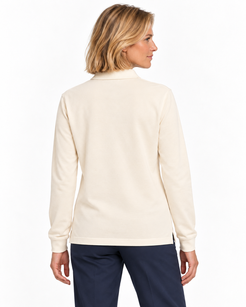 Sitztgut Damen-Langarm-Poloshirt aus Baumwolle – Natur – Rückenansicht mit weiblichem Model