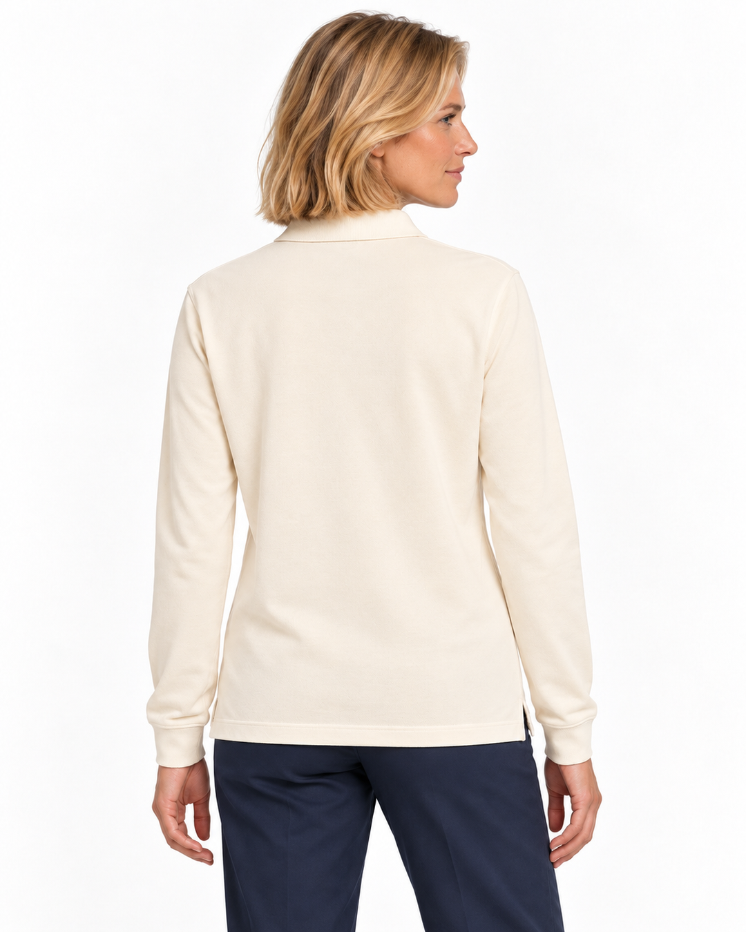 Sitztgut Damen-Langarm-Poloshirt aus Baumwolle – Natur – Rückenansicht mit weiblichem Model