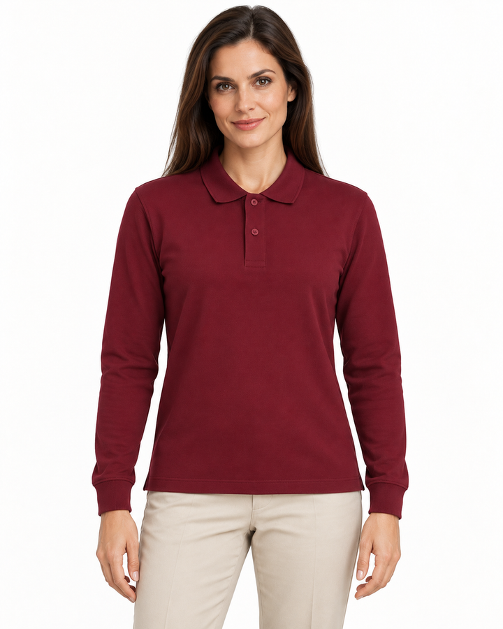 Sitztgut Damen-Langarm-Poloshirt aus Baumwolle – Bordeaux – Vorderansicht mit weiblichem Model