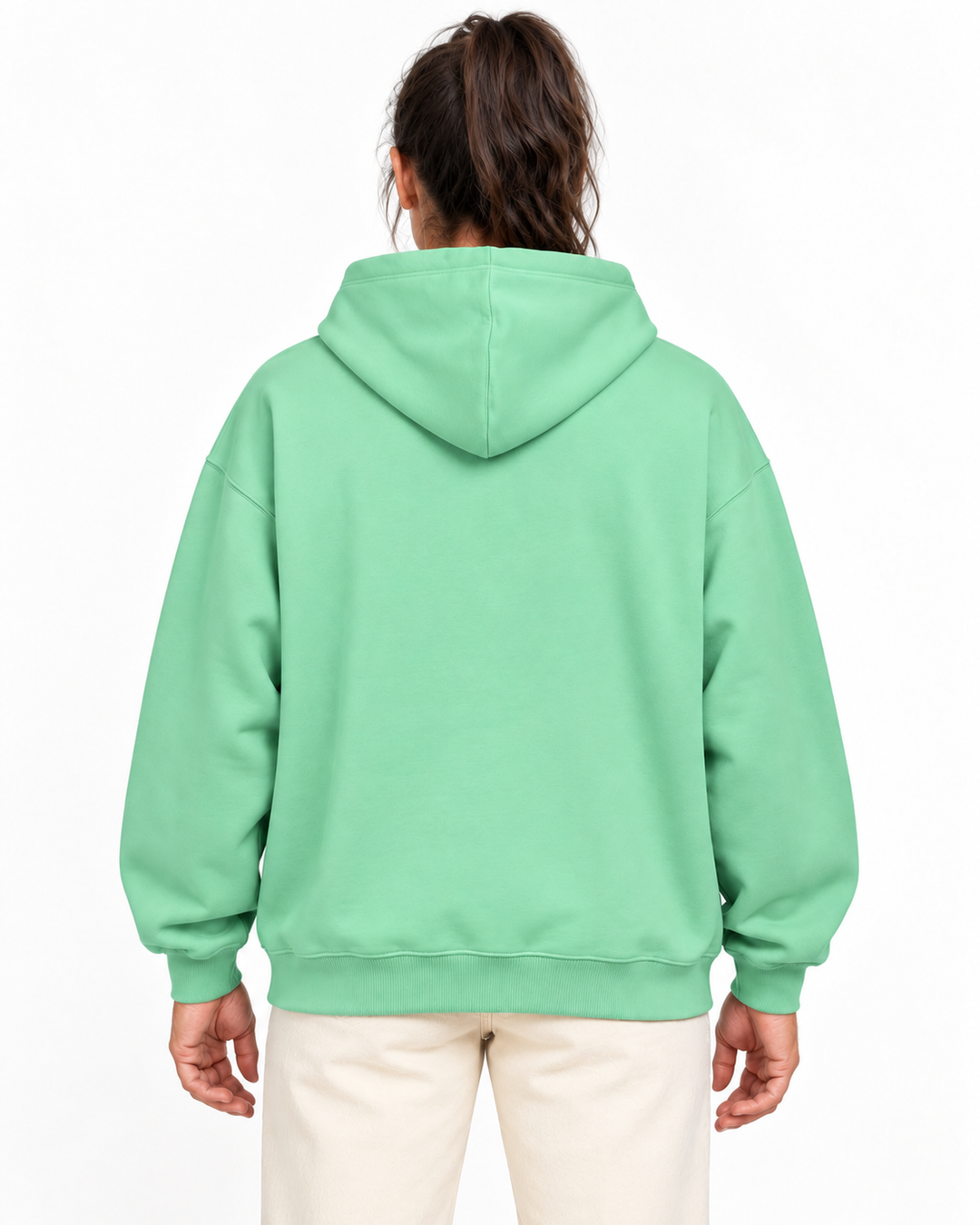 Sitztgut Damen-Hoodie aus Baumwolle, Oversized Fit – Misty Jade – Rückenansicht mit weiblichem Model