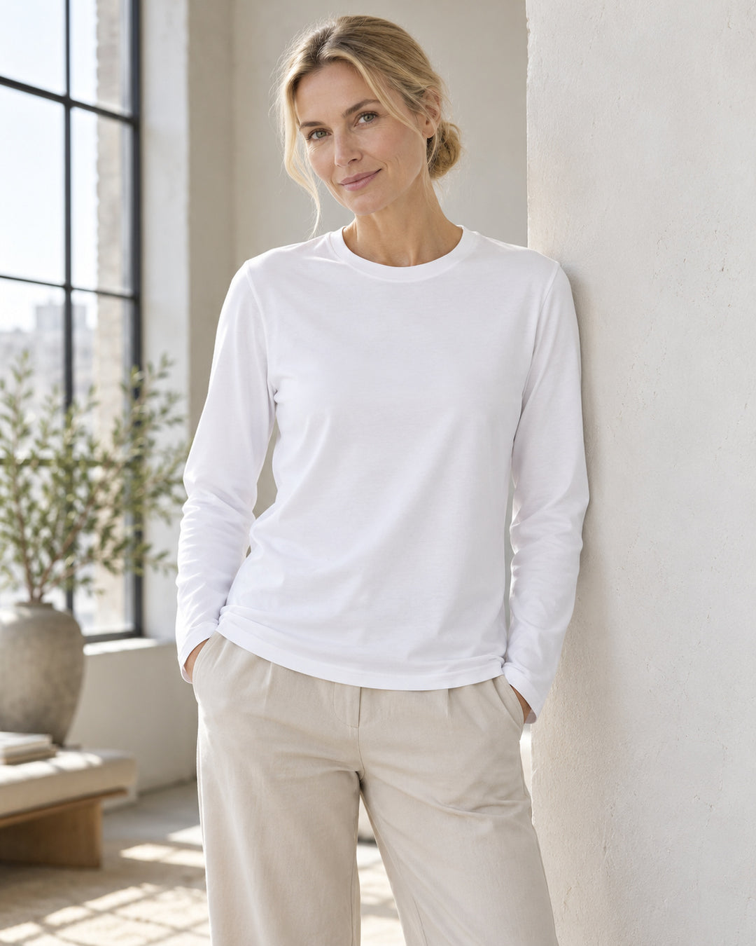 Sitztgut Damen-Langarmshirt aus Baumwolle – Weiß – Lifestyle 2