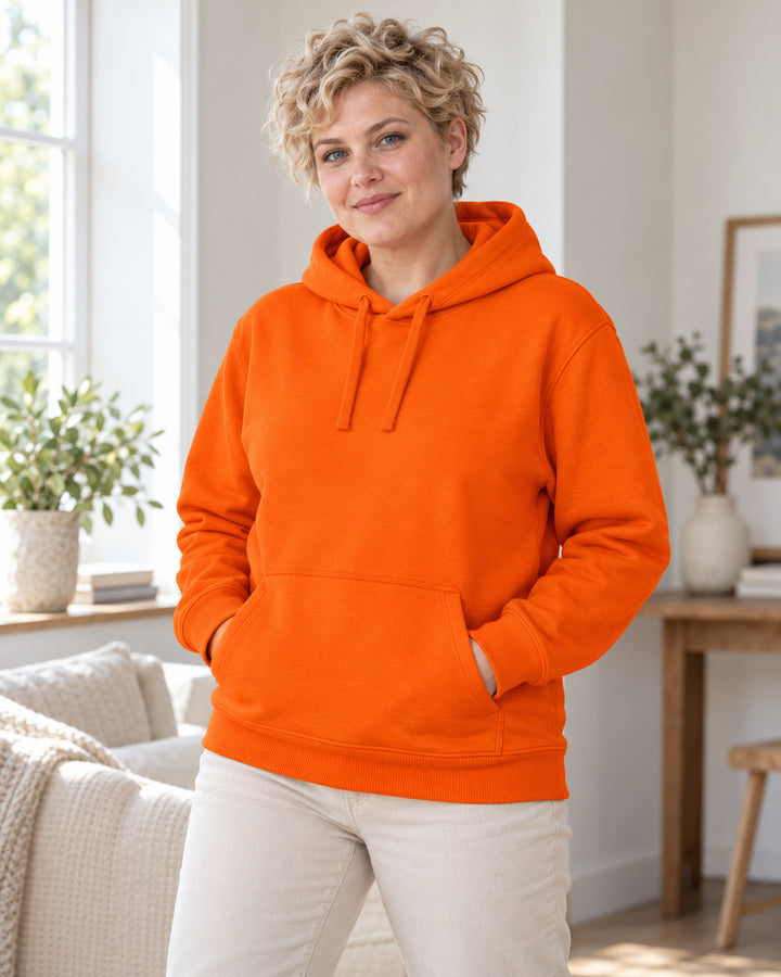 Sitztgut Damen-Hoodie mit Kängurutasche – Bright Orange – Lifestyle 2