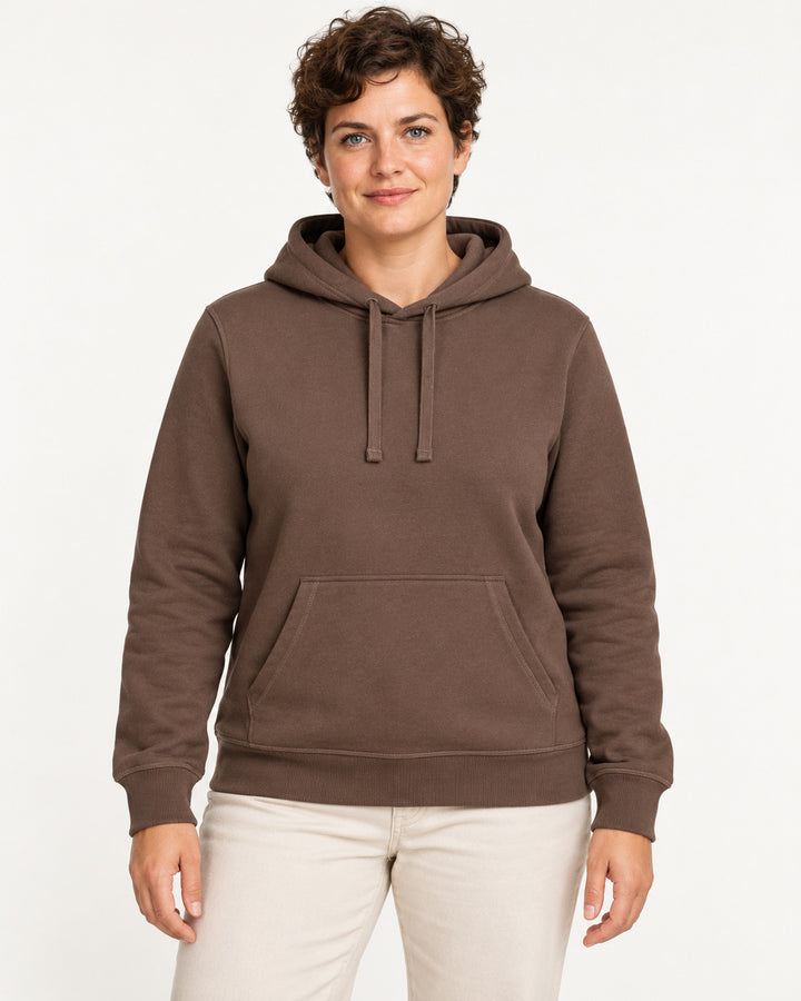 Sitztgut Damen-Hoodie mit Kängurutasche – Mocha – Vorderansicht