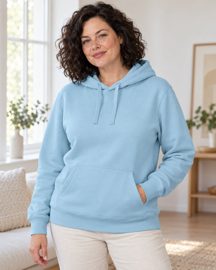 Sitztgut Damen-Hoodie mit Kängurutasche – Sky blue – Lifestyle 2