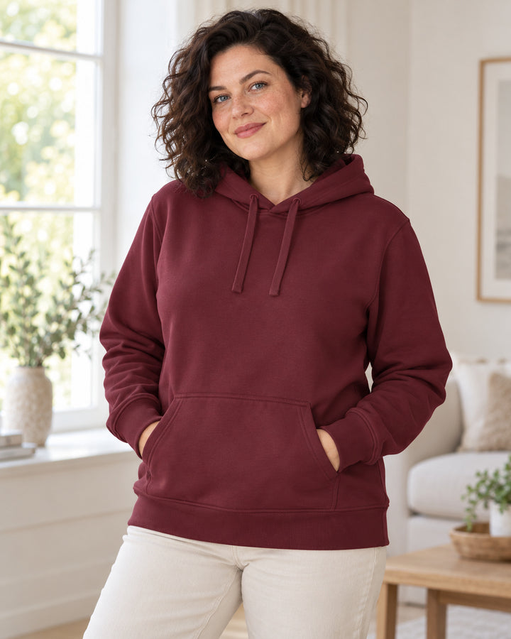Sitztgut Damen-Hoodie mit Kängurutasche – Burgundy – Lifestyle 2