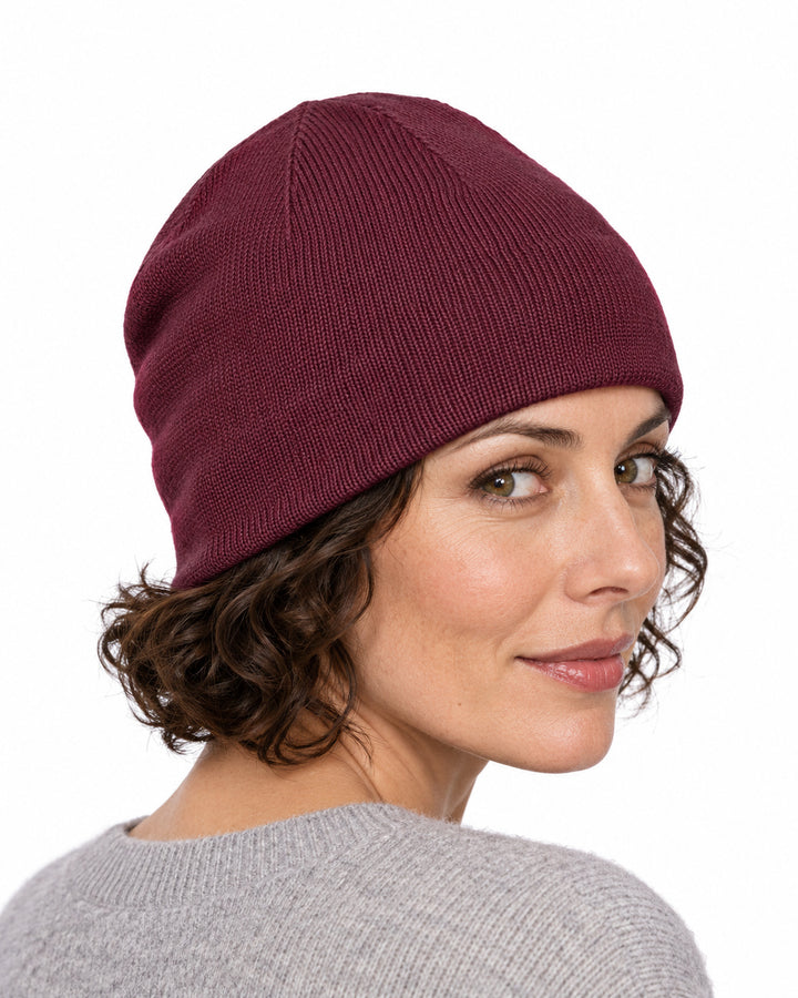 Sitztgut Damen-Beanie aus Baumwolle mit Fleecefutter – Pflaume – Rückenansicht