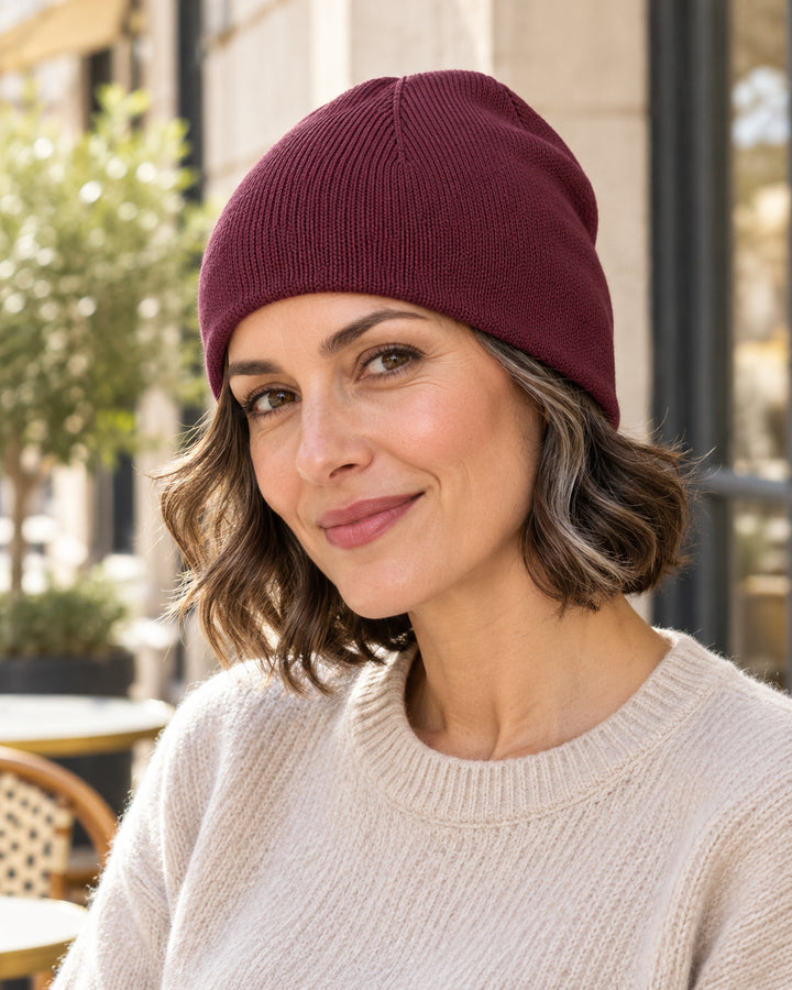 Sitztgut Damen-Beanie aus Baumwolle mit Fleecefutter – Pflaume – Lifestyle 2