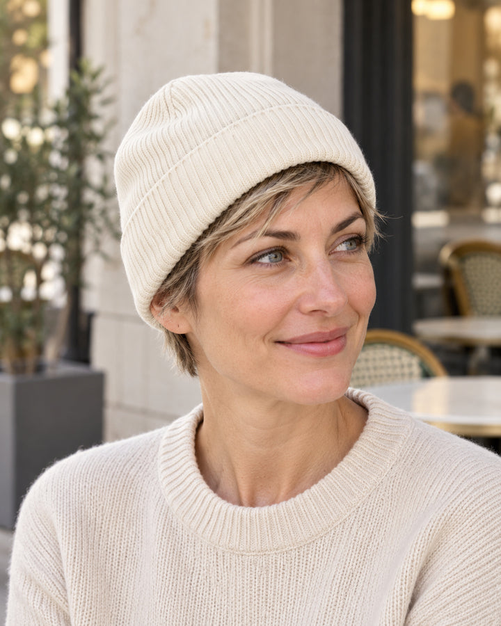 Sitztgut Damen-Rippstrick-Beanie mit Umschlag – Natur – Lifestyle 2