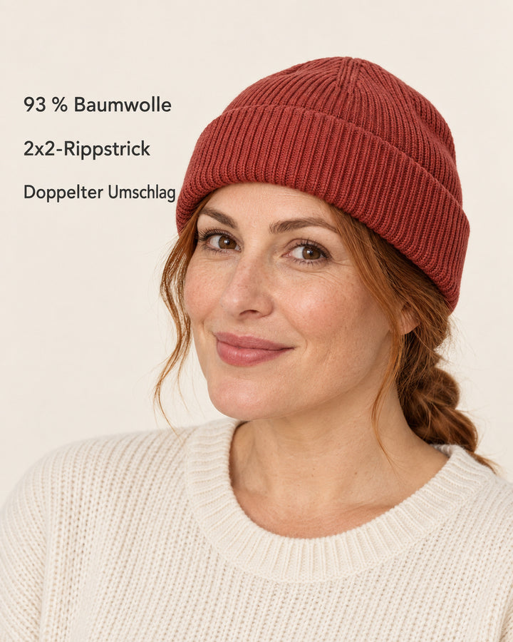 Sitztgut Damen-Rippstrick-Beanie mit Umschlag – Erdrot – Produktvorteile