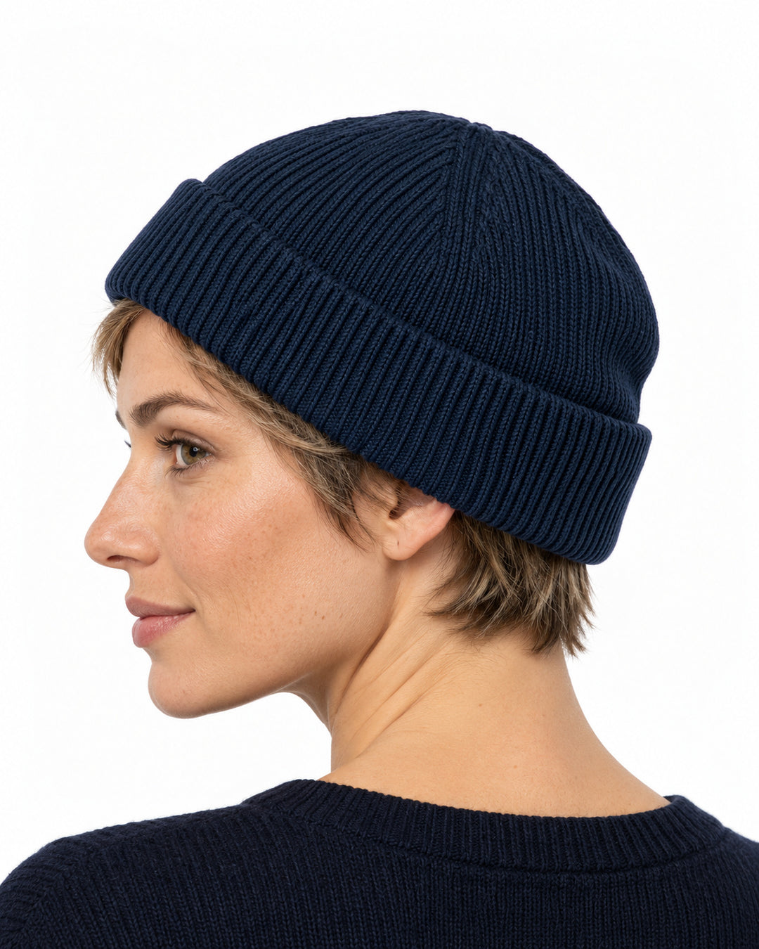 Sitztgut Damen-Rippstrick-Beanie mit Umschlag – Marineblau – Rückenansicht