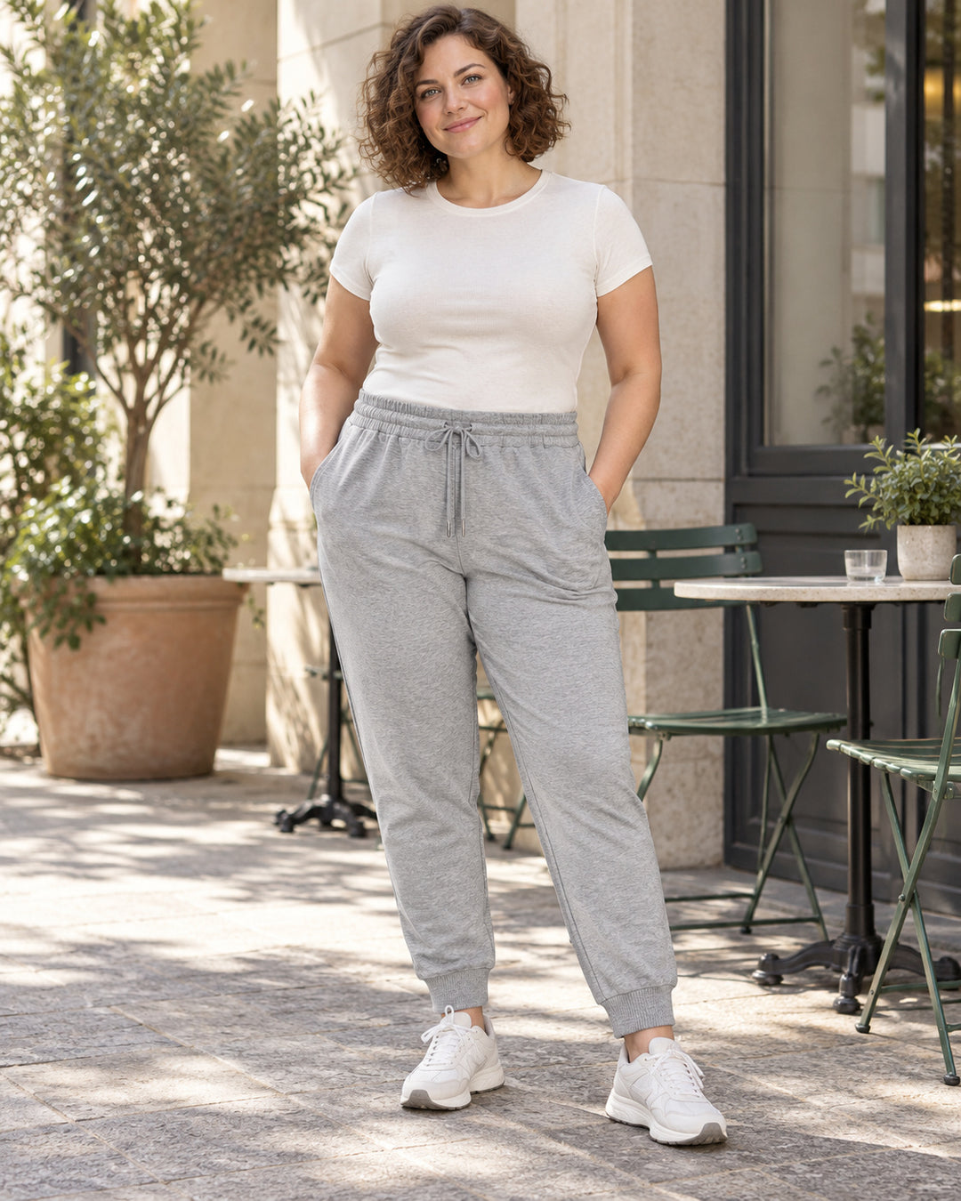 Sitztgut Damen-Jogginghose aus Baumwolle mit Rippbündchen – Grau meliert (Heather Grey) – Lifestyle 2