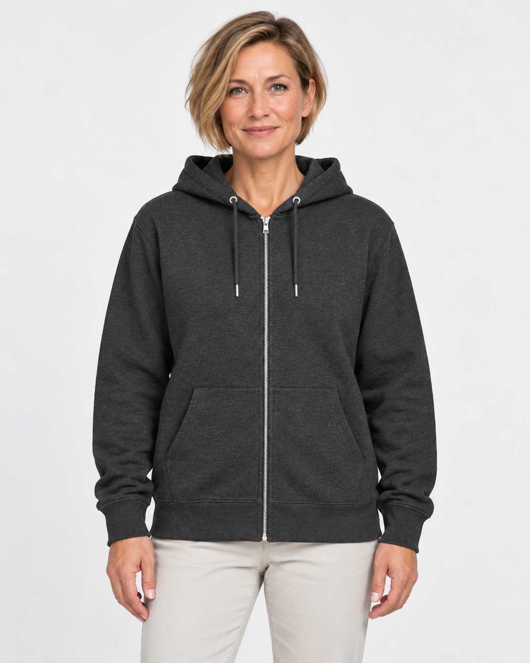 Sitztgut Damen-Sweatjacke aus Baumwolle mit Kapuze – Schwarz Vintage – Vorderansicht mit weiblichem Model