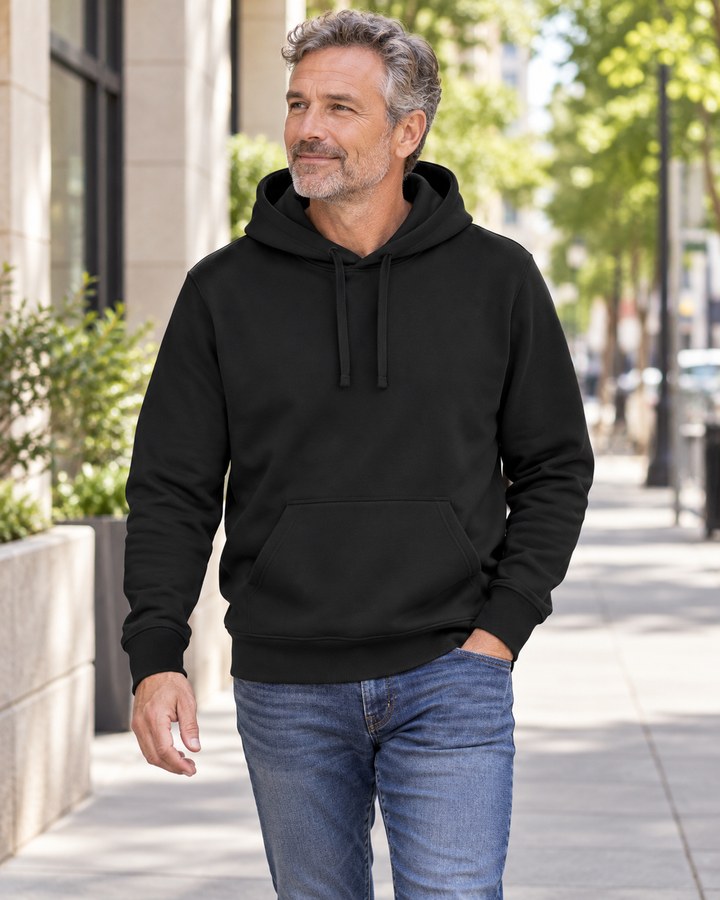 Sitztgut Unisex-Hoodie mit Kängurutasche – Schwarz – Alltagsansicht
