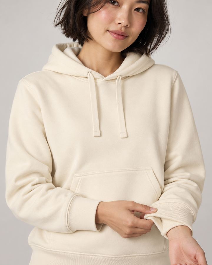 Sitztgut Unisex-Hoodie mit Kängurutasche – Natur – Materialdetail