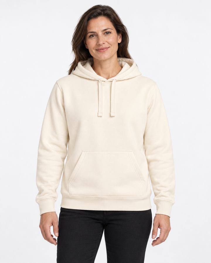 Sitztgut Damen-Hoodie mit Kängurutasche – Natur – Damenmodel, Hauptbild
