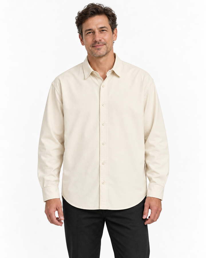 Sitztgut Herren-Langarmhemd aus Baumwoll-Twill – Natur – Herrenmodel, Hauptbild