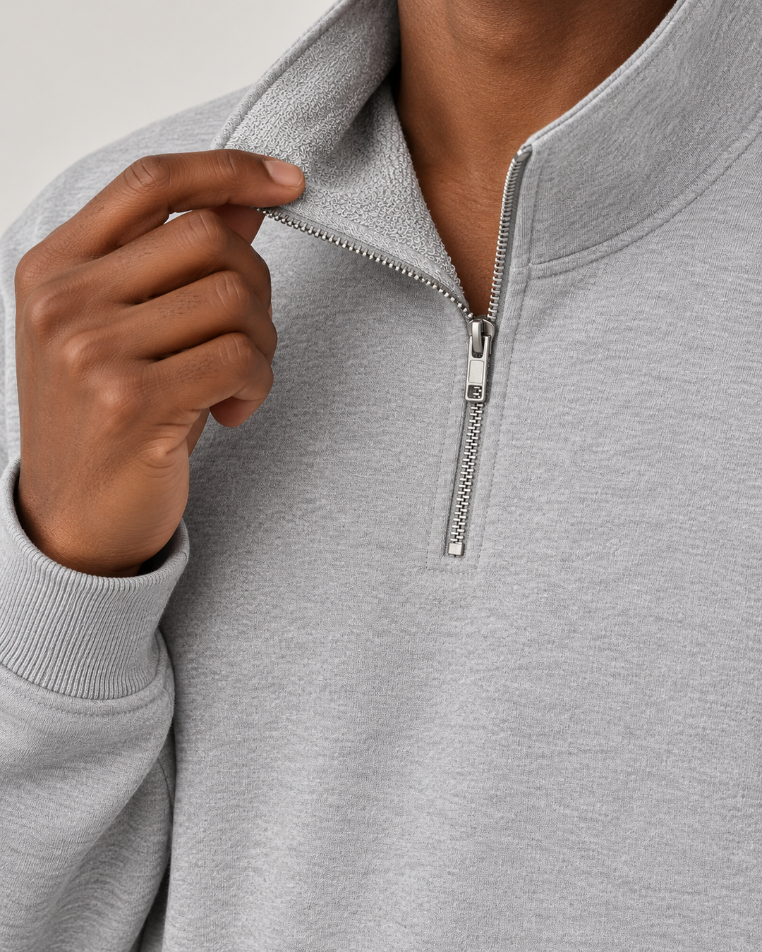 Sitztgut Unisex-Sweatshirt mit Viertelreißverschluss, 400 g/m² – Grau meliert (Heather Grey) – Materialdetail