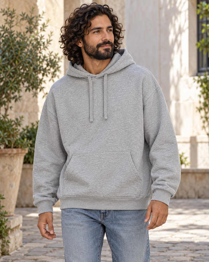 Sitztgut Unisex-Hoodie aus Baumwolle, Oversized Fit – Grau meliert (Heather Grey) – Alltagsansicht