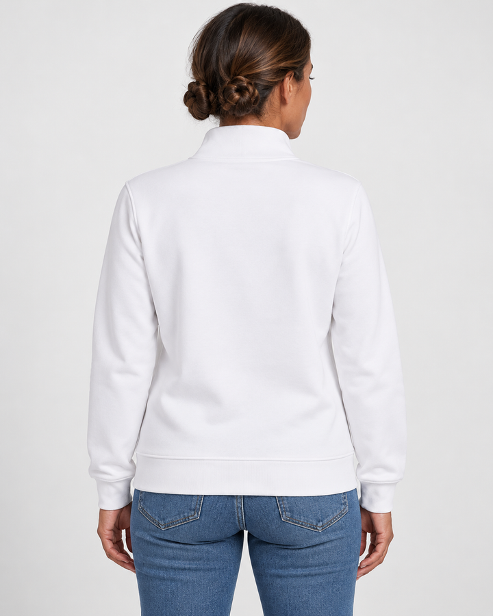 Sitztgut Unisex-Sweatshirt mit Stehkragen und Halbzip – Weiß – Rückenansicht