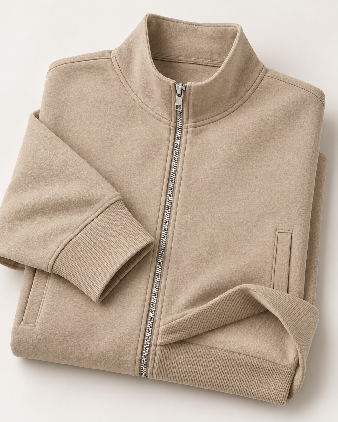 Sitztgut Unisex-Sweatshirt mit Stehkragen und Halbzip – Desert Dust – Materialdetail