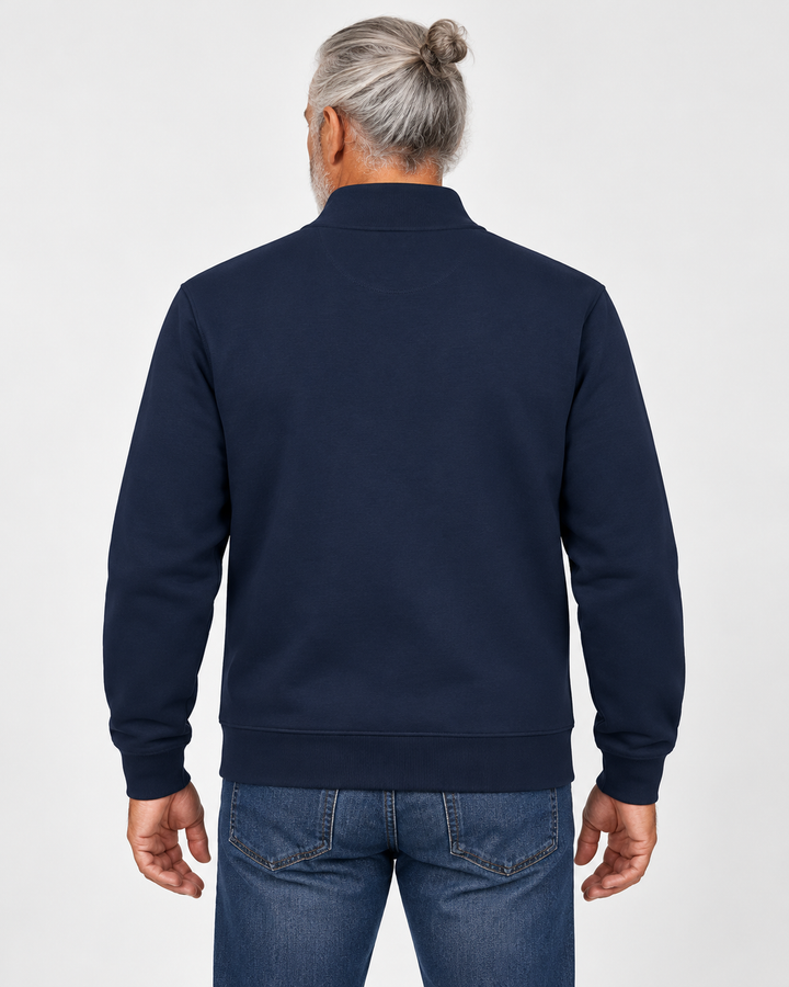 Sitztgut Unisex-Sweatshirt mit Stehkragen und Halbzip – Marineblau – Rückenansicht